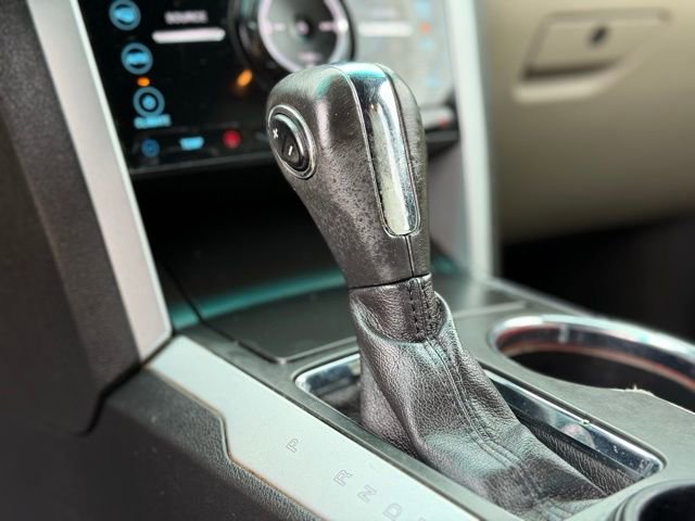 Used 2015 Ford Explorer Limited w/ Equipment Group 301A FWD image 22