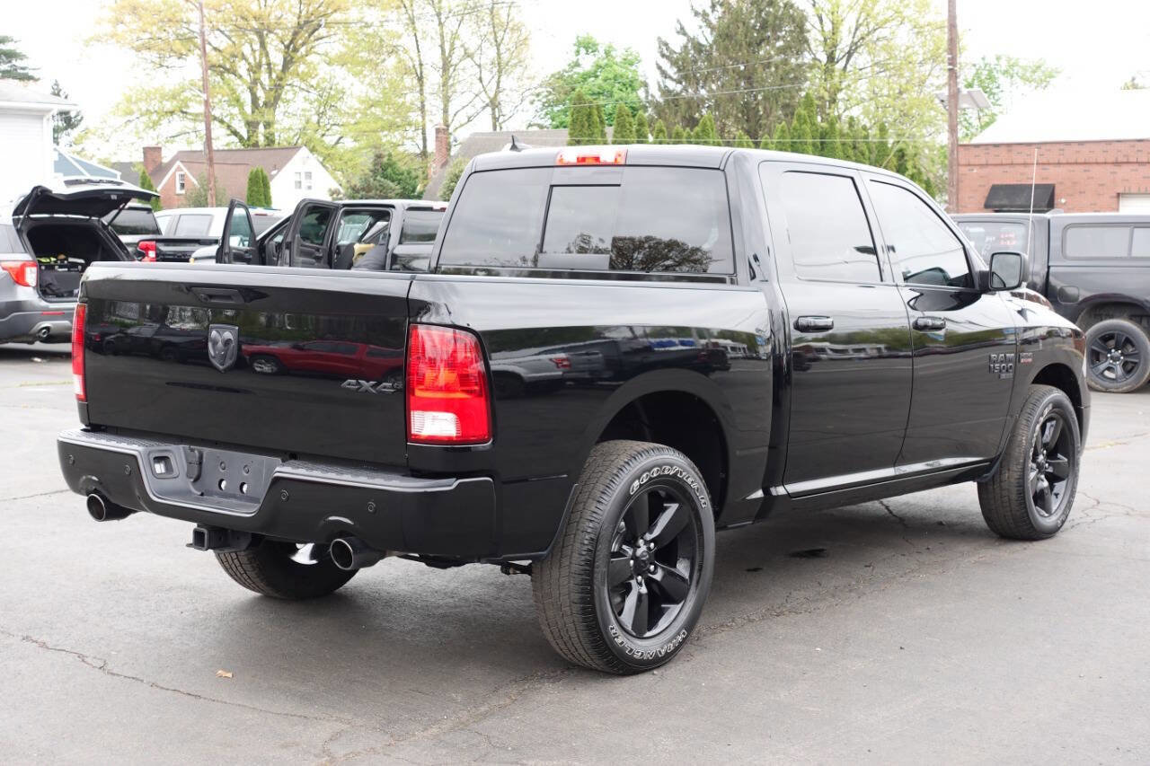 Used 2023 RAM 1500 Classic SLT w/ Electronics Convenience Group AWD/4WD image 3