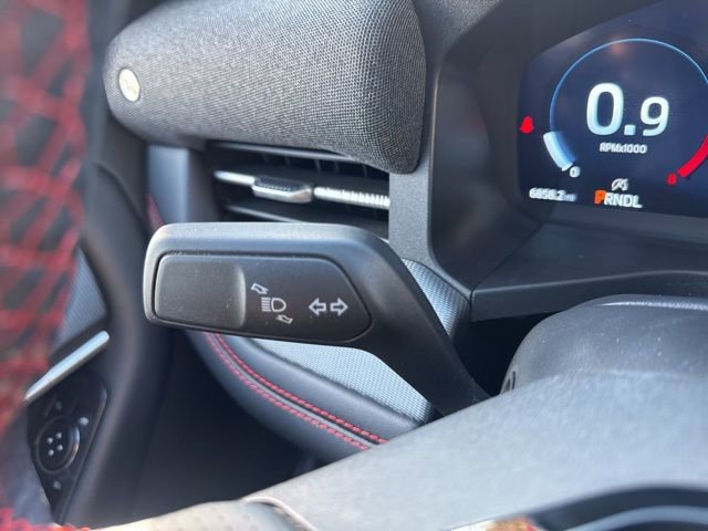 Used 2025 Ford Explorer ST-Line w/ Premium Package image 29