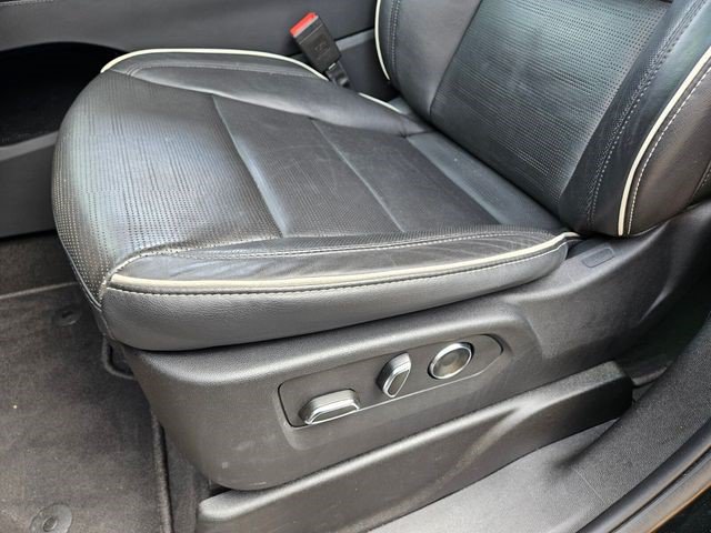 Certified 2025 Cadillac Escalade Premium Luxury AWD/4WD image 8