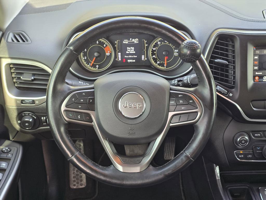 Used 2021 Jeep Cherokee Latitude Plus FWD image 14