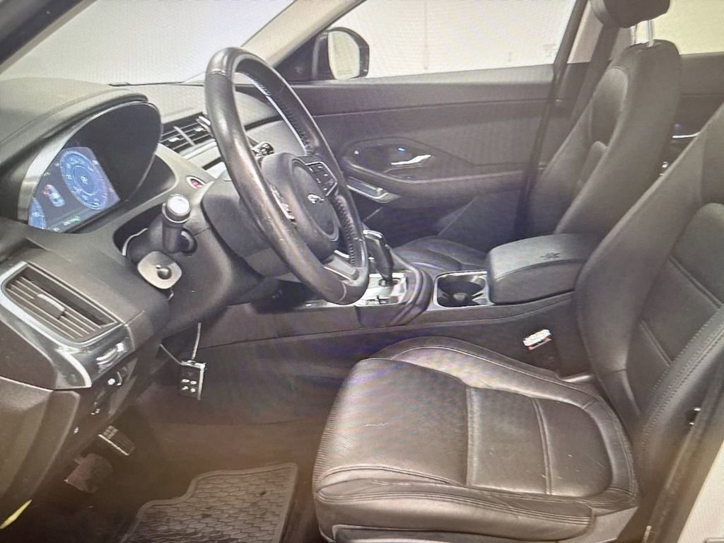 Used 2018 Jaguar E-PACE S image 7