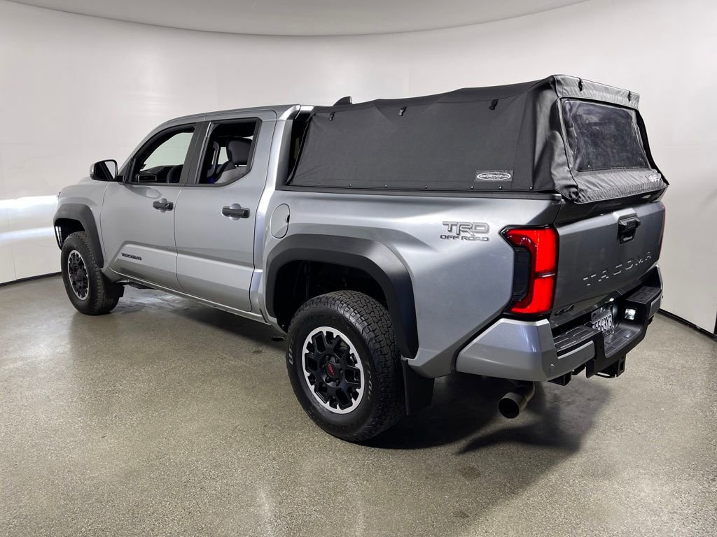 Used 2024 Toyota Tacoma TRD Off-Road w/ TRD Off Road Upgrade Package image 5