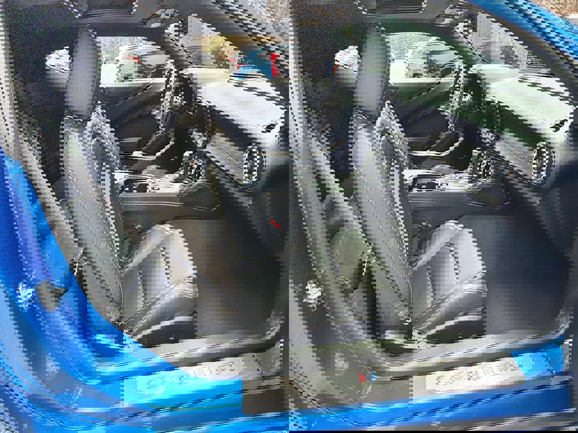 Used 2018 Chevrolet Camaro SS image 33