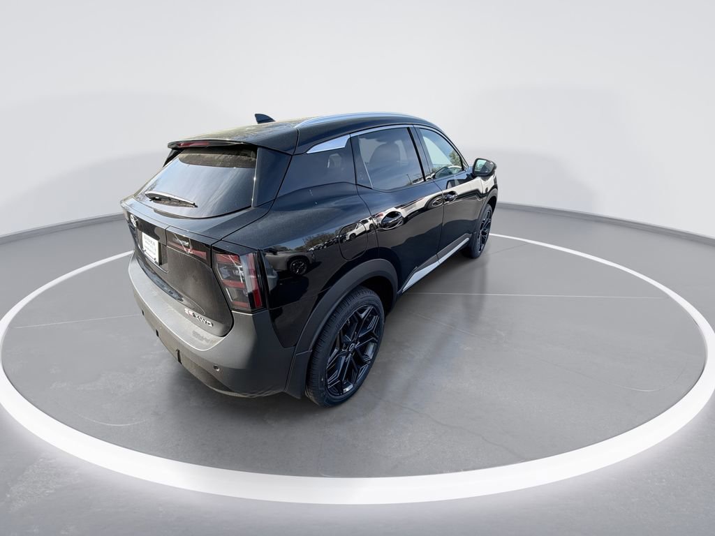 New 2026 Nissan Kicks SR w/ SR Premium Package AWD/4WD image 8