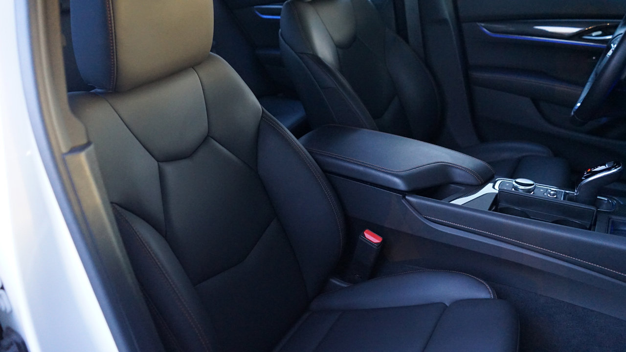 Used 2025 Cadillac CT5 Sport image 16