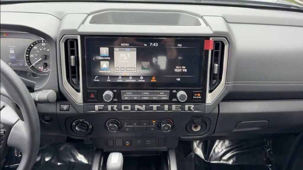 New 2026 Nissan Frontier SV w/ Tow Package AWD/4WD image 9