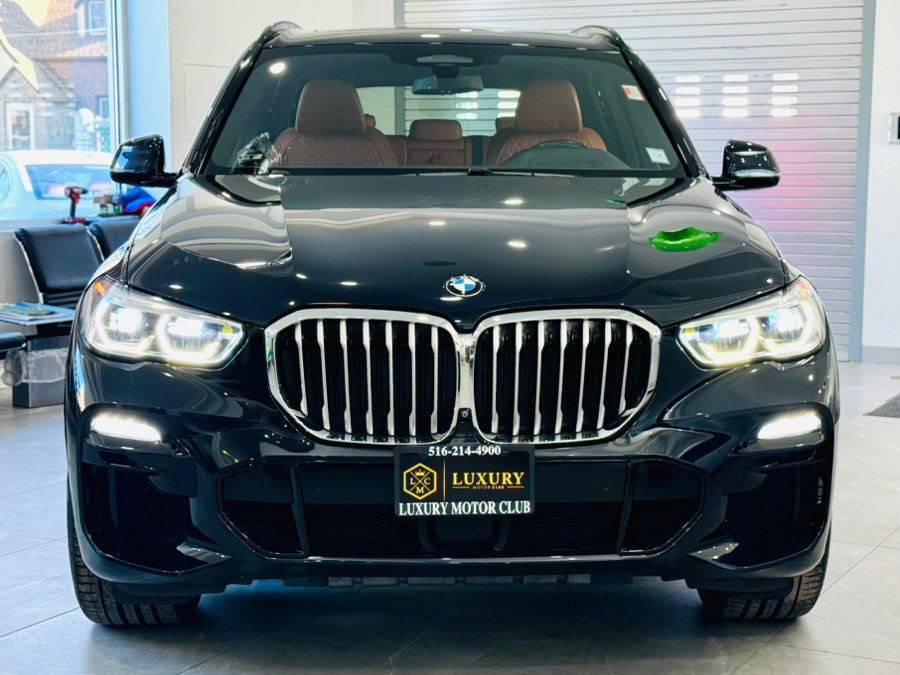 Used 2019 BMW X5 xDrive50i w/ M Sport Package image 2