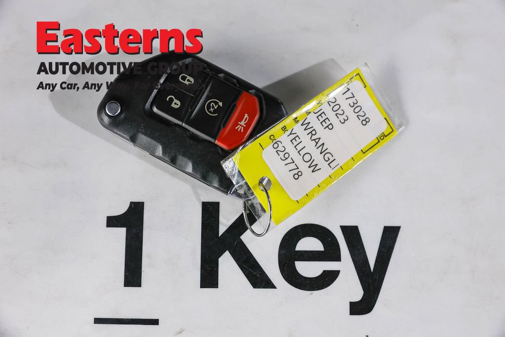 Used 2023 Jeep Wrangler Unlimited AWD/4WD image 25