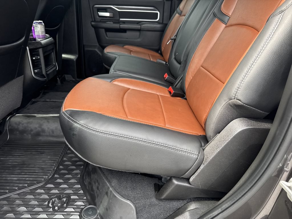 Used 2024 RAM 3500 Big Horn w/ Night Edition AWD/4WD image 20