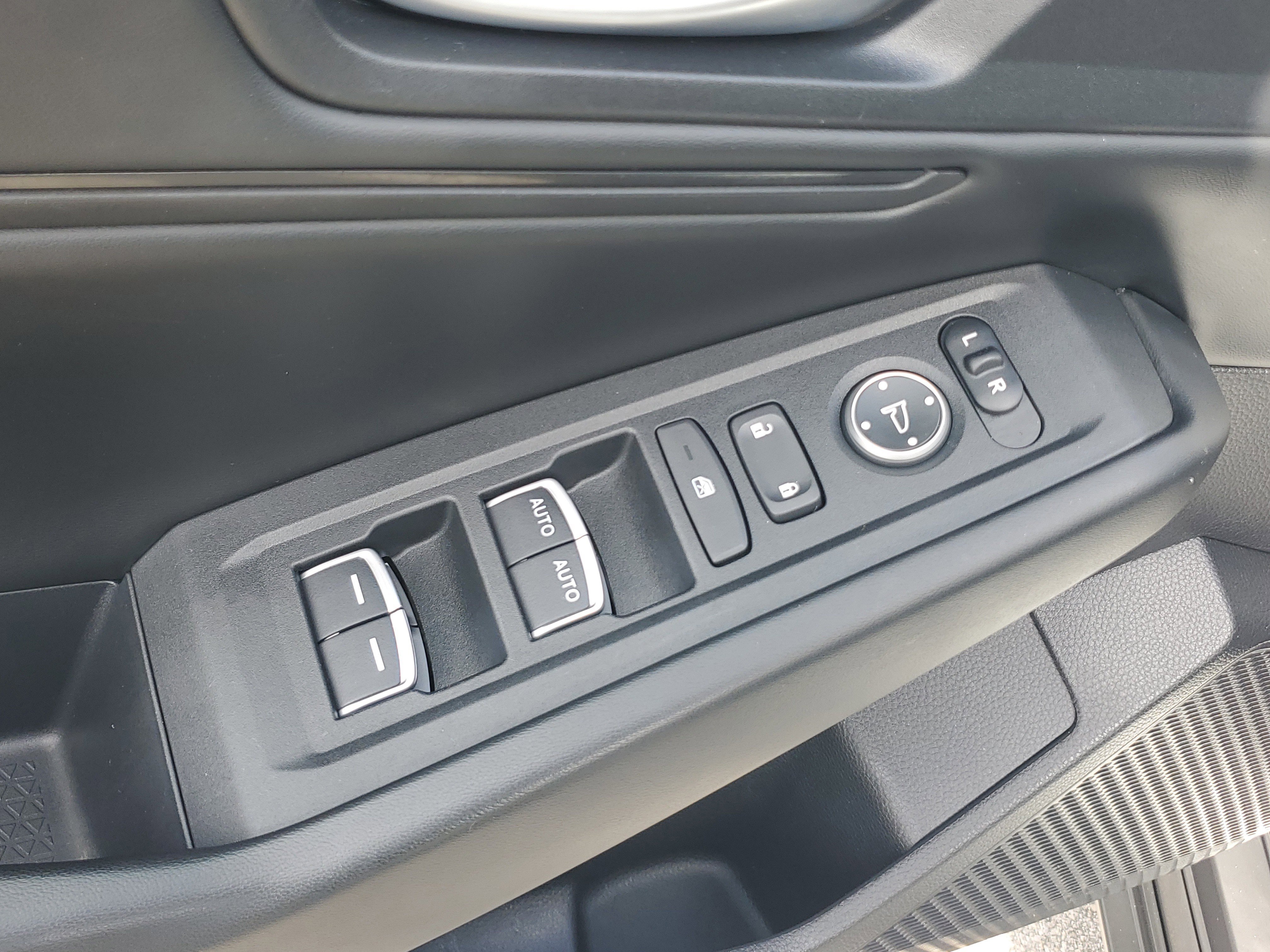 Used 2023 Honda Accord EX image 22