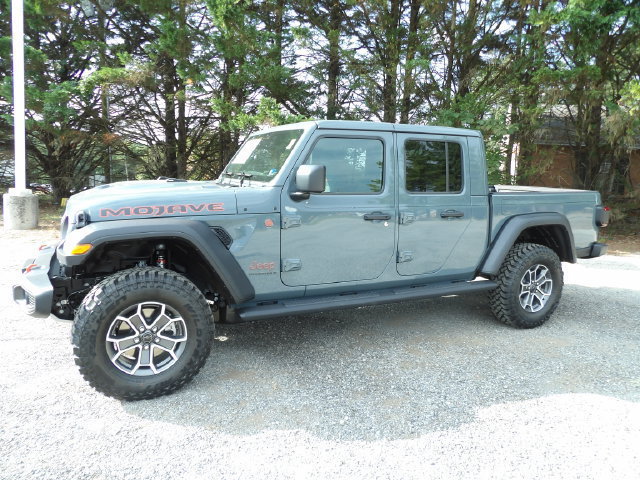 New 2026 Jeep Gladiator Mojave w/ Safety Group