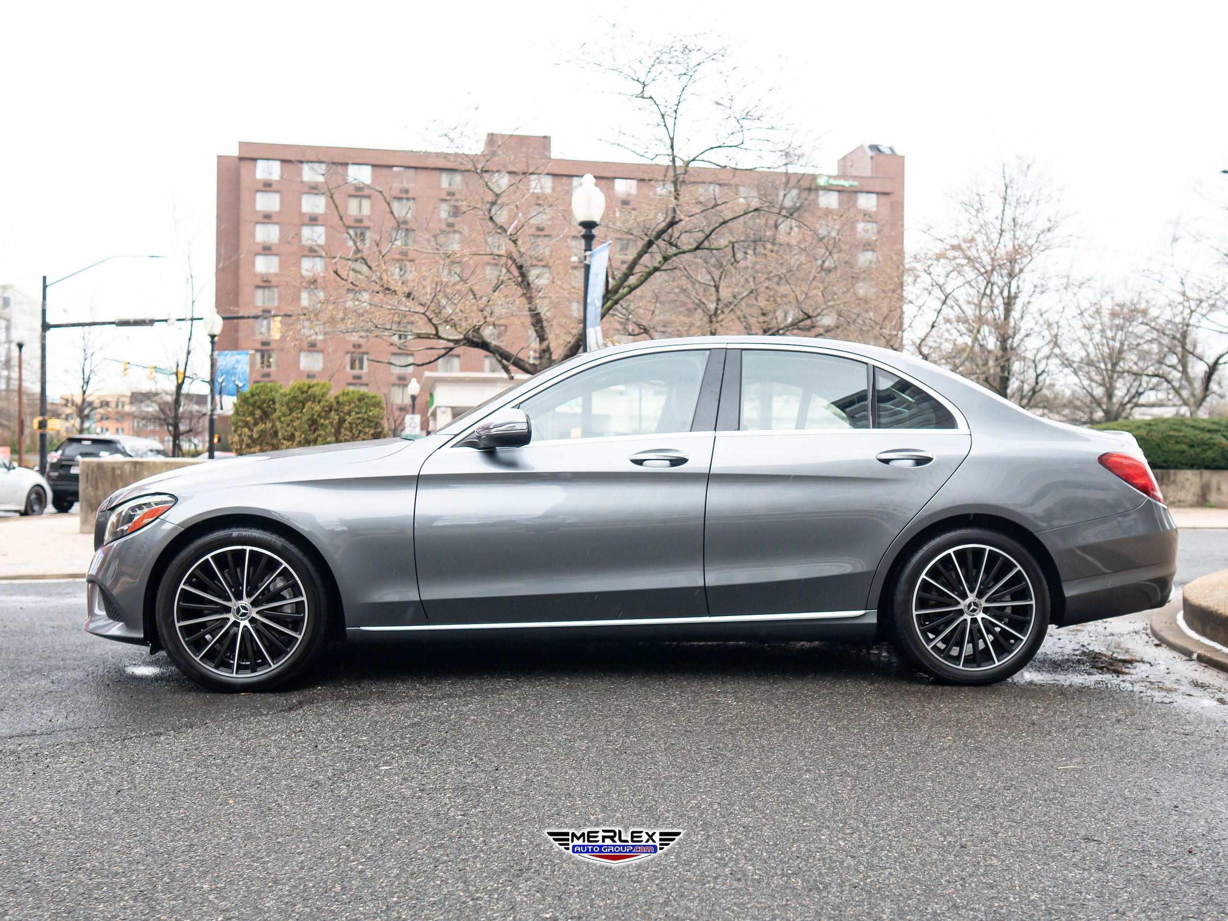Used 2021 Mercedes-Benz C 300 Sedan w/ Premium Package image 4