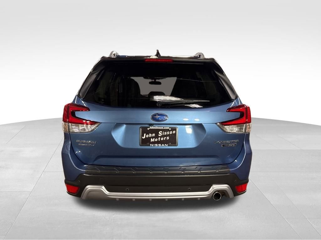 Used 2024 Subaru Forester Touring image 8