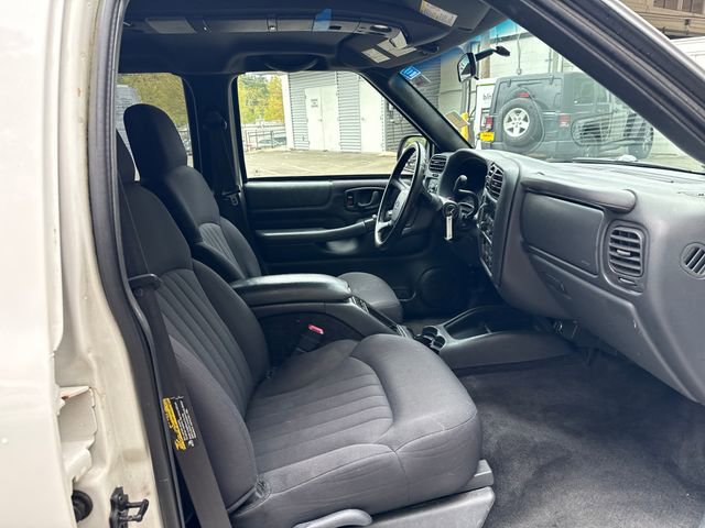 Used 2003 Chevrolet Blazer LS w/ Preferred Equipment Group AWD/4WD image 9