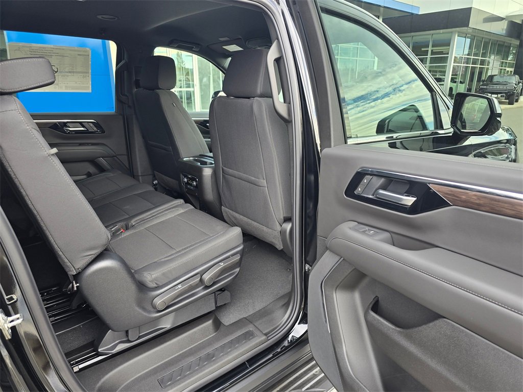 New 2025 Chevrolet Suburban LS w/ Max Trailering Package image 15