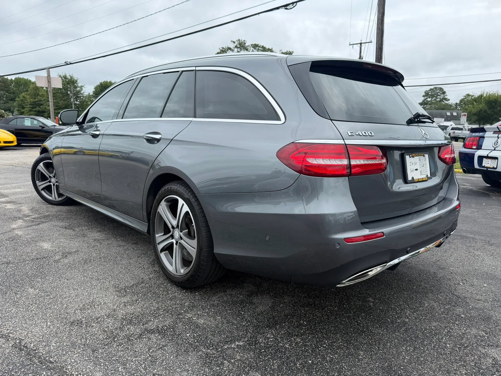 Used 2017 Mercedes-Benz E 400 4MATIC Wagon image 5