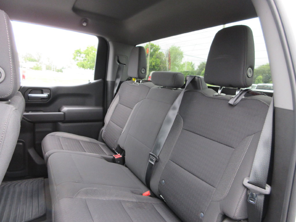 Certified 2022 Chevrolet Silverado 1500 Custom w/ LPO, Dark Essentials Package RWD image 17