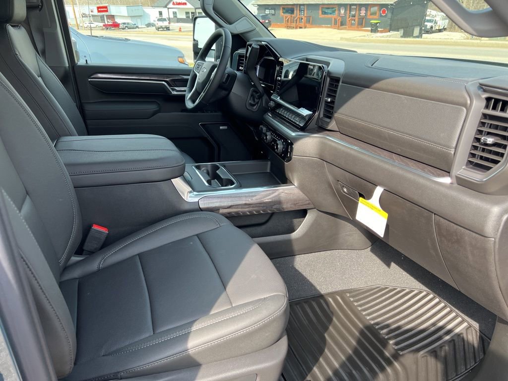 New 2026 Chevrolet Silverado 2500 LTZ w/ Trail Boss Package image 8