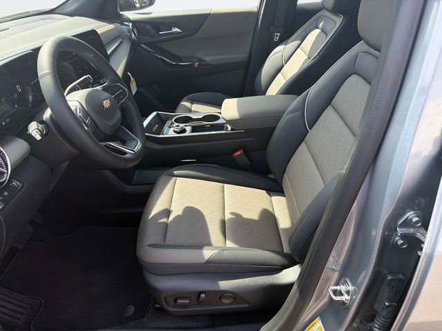 New 2026 Chevrolet Equinox LT w/ Convenience Package II FWD image 20