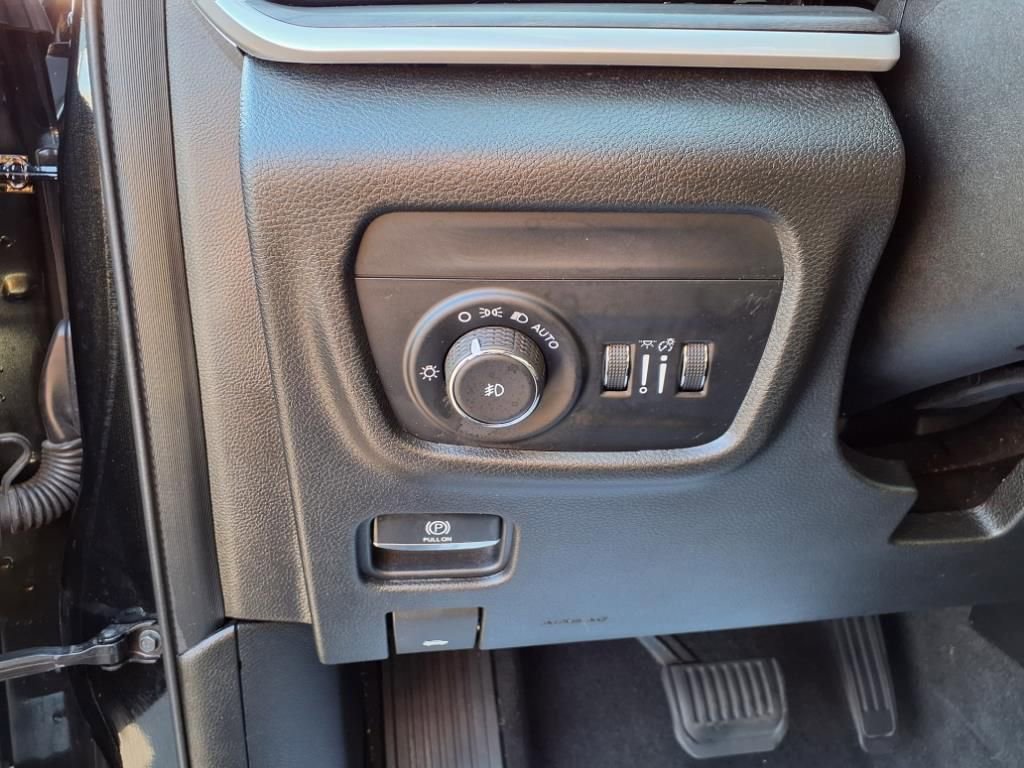 Certified 2021 Jeep Grand Cherokee L Limited image 22