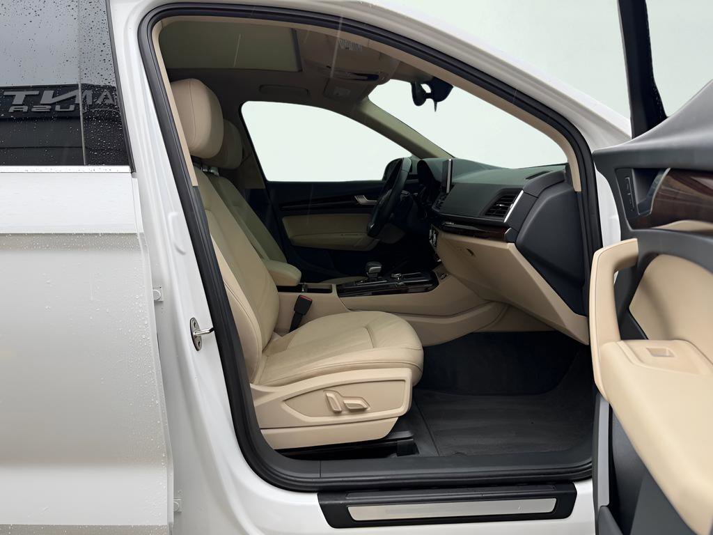 Used 2018 Audi Q5 2.0T Premium Plus w/ Premium Plus Package image 33