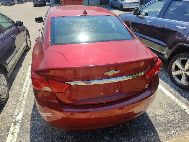 Used 2014 Chevrolet Impala LT w/ Convenience Package FWD image 4