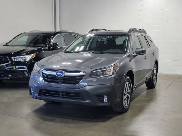Used 2022 Subaru Outback Premium AWD/4WD image 2