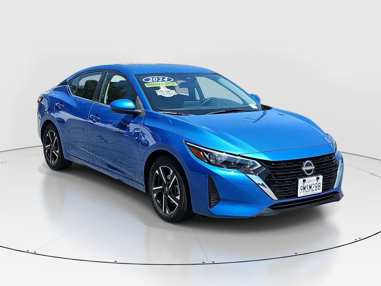 Used 2024 Nissan Sentra SV FWD image 3