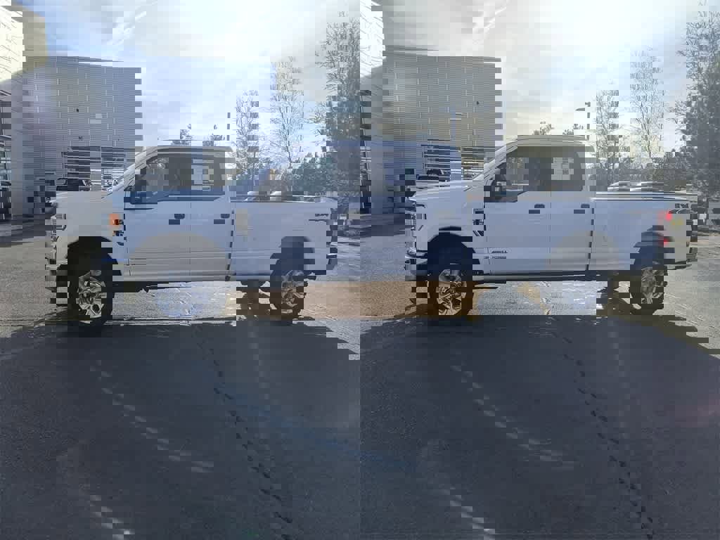 Used 2022 Ford F350 XLT w/ XLT Value Package image 3