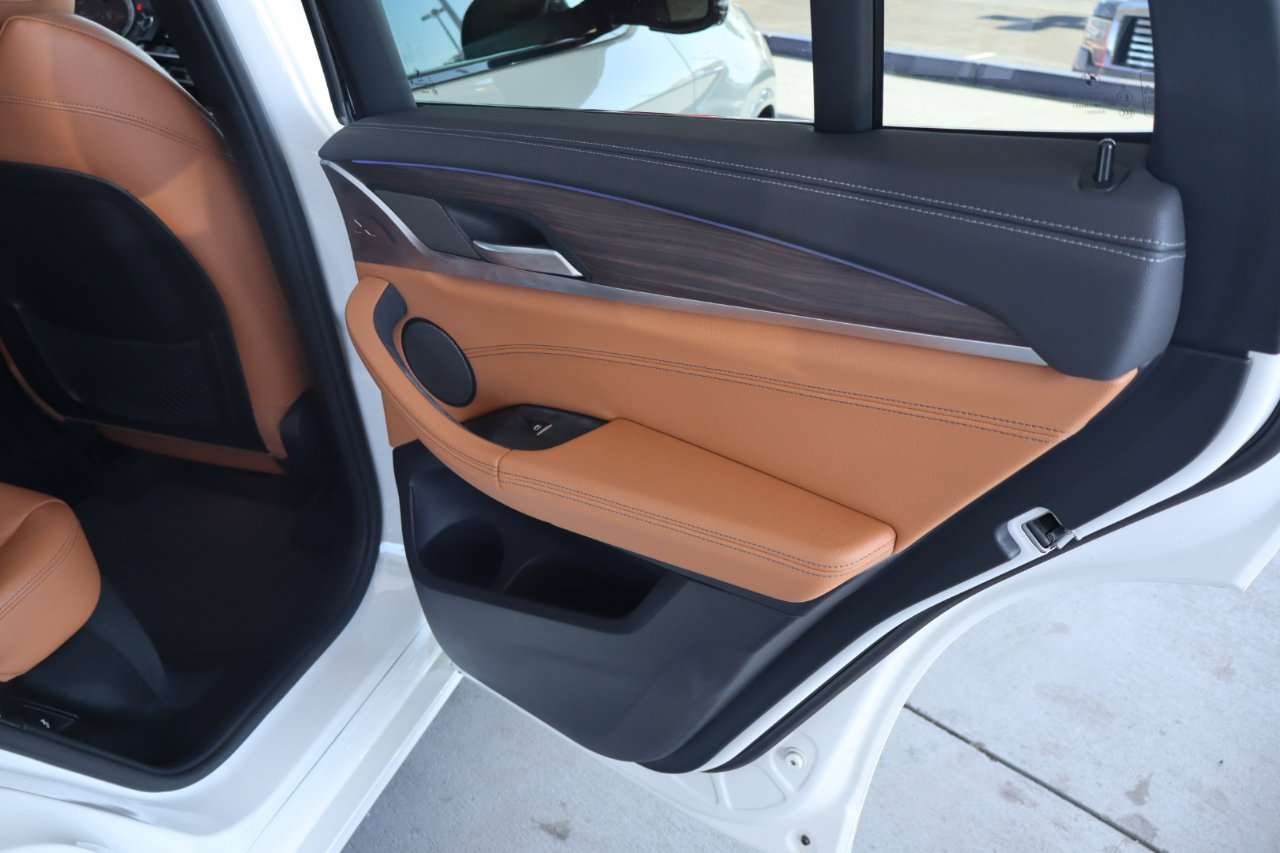 Used 2018 BMW X3 M40i w/ Premium Package image 36