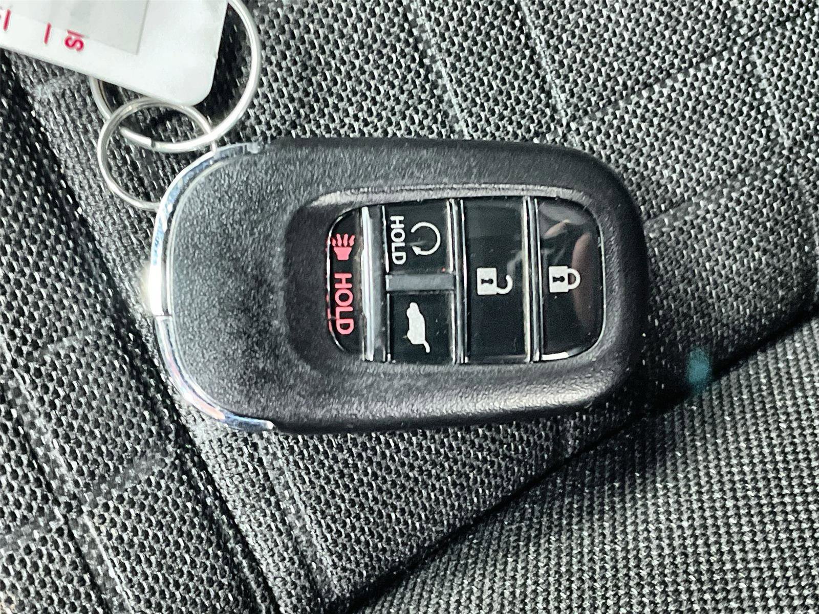 Certified 2025 Honda HR-V Sport image 33