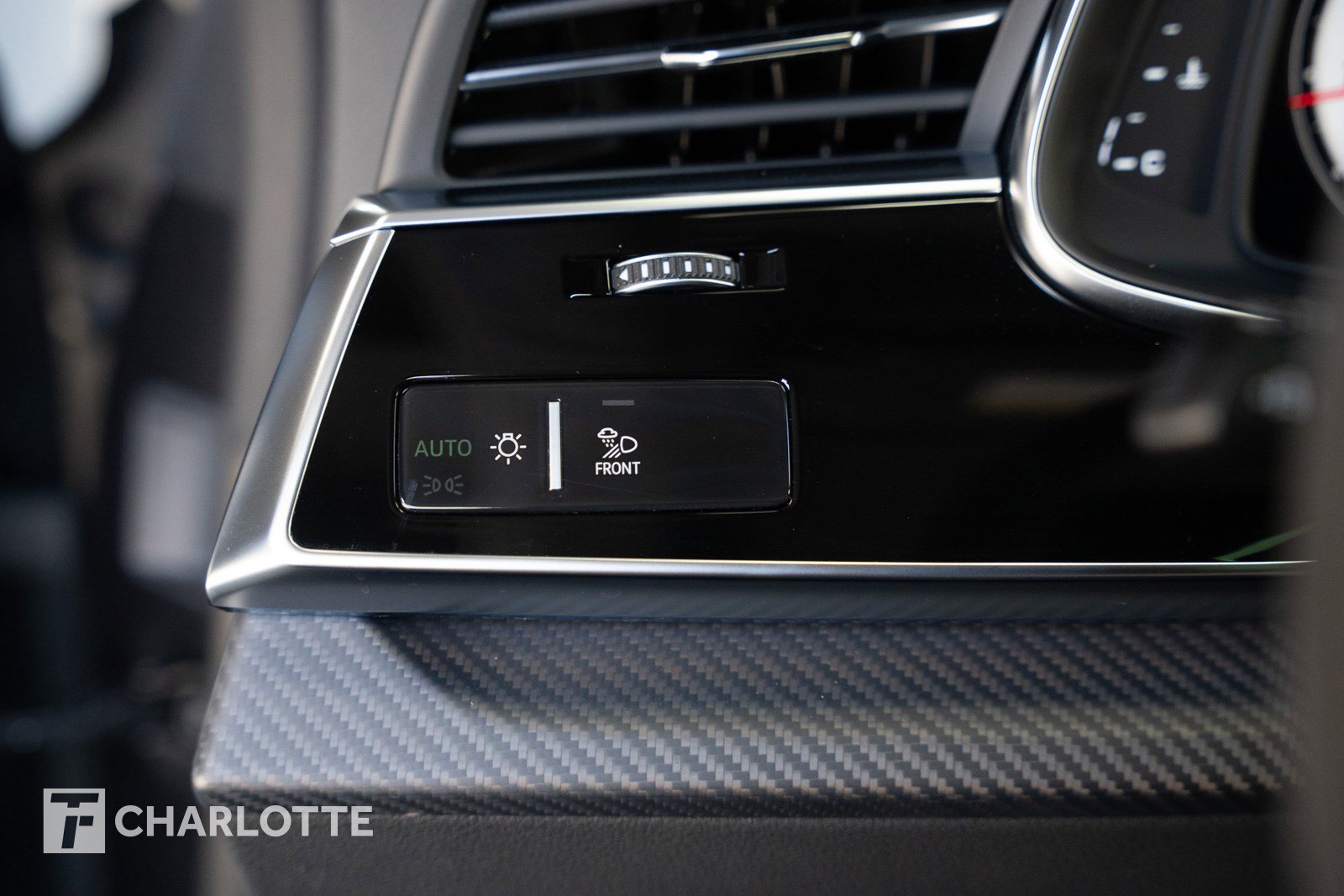 Used 2025 Audi RS Q8 performance image 20