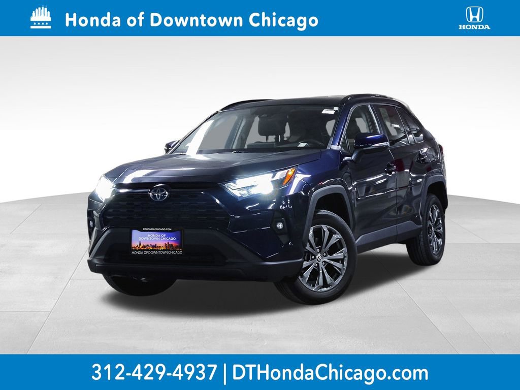 Used 2022 Toyota RAV4 XLE Premium image 1