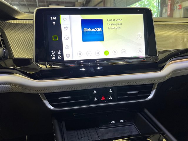 New 2026 Volkswagen Atlas Cross Sport SEL Premium R-Line image 17