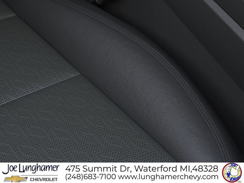 New 2026 Chevrolet Equinox LT w/ Convenience Package II FWD image 23