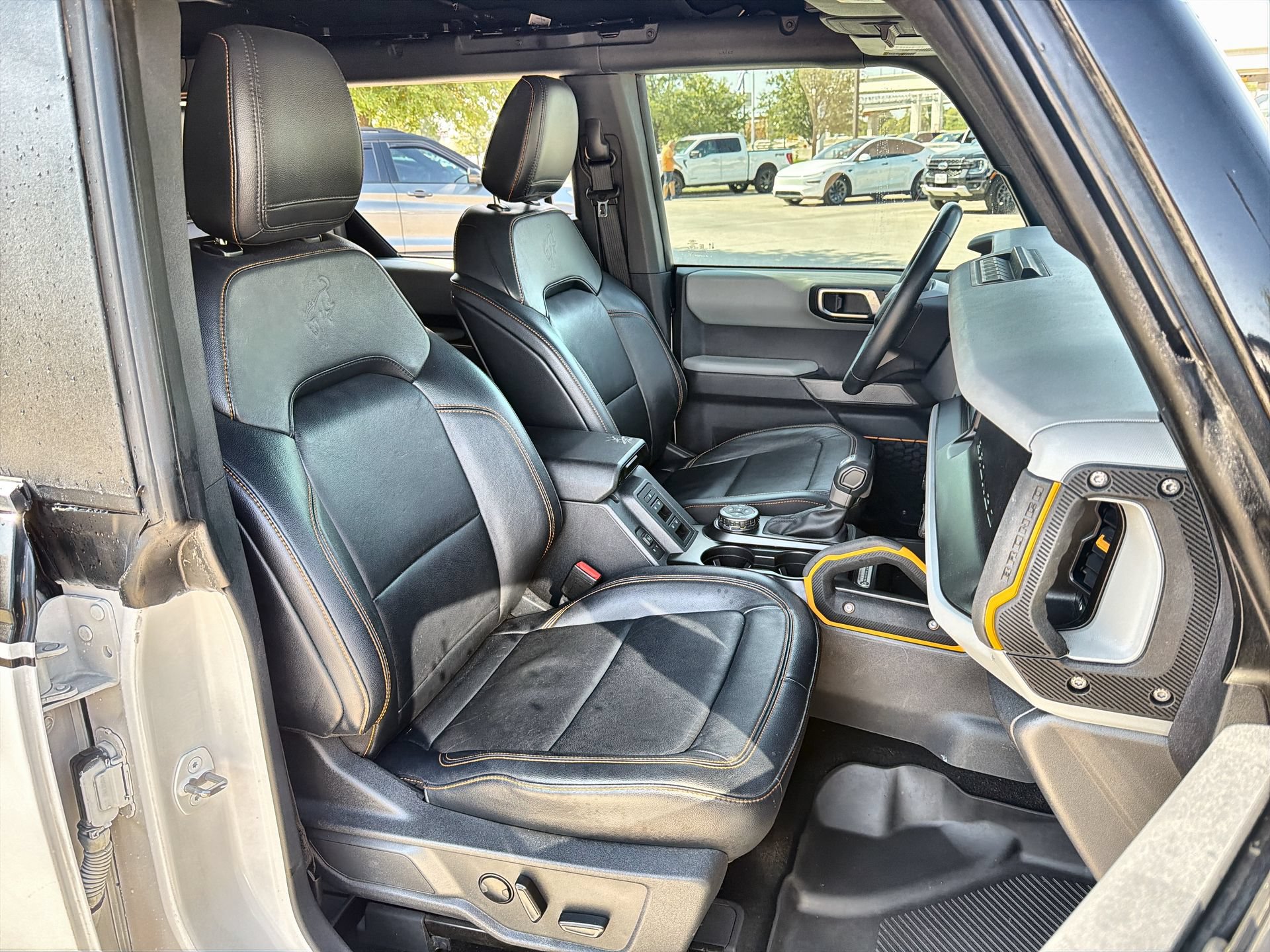 Certified 2022 Ford Bronco Badlands w/ Sasquatch Package AWD/4WD image 24