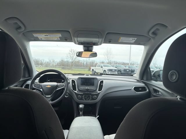 Used 2023 Chevrolet Equinox LT w/ LPO, Floor Liner Package FWD image 17