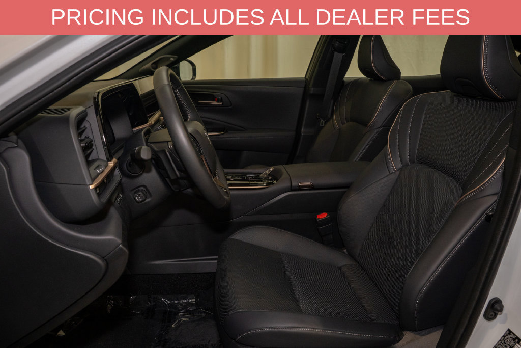 Used 2026 Toyota Crown Platinum AWD/4WD image 13