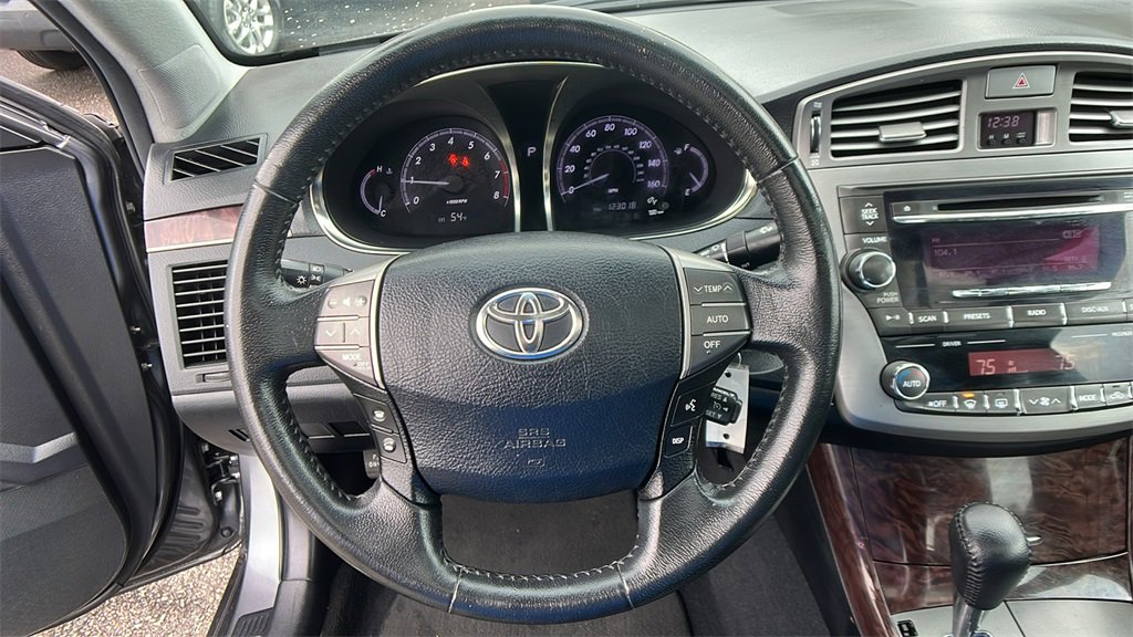 Used 2012 Toyota Avalon image 24