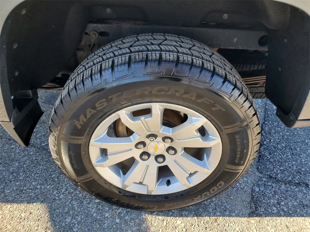 Used 2015 Chevrolet Colorado LT w/ LT Convenience Package image 28