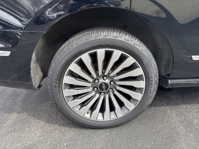 Used 2018 Lincoln Navigator Reserve w/ Technology Package image 20