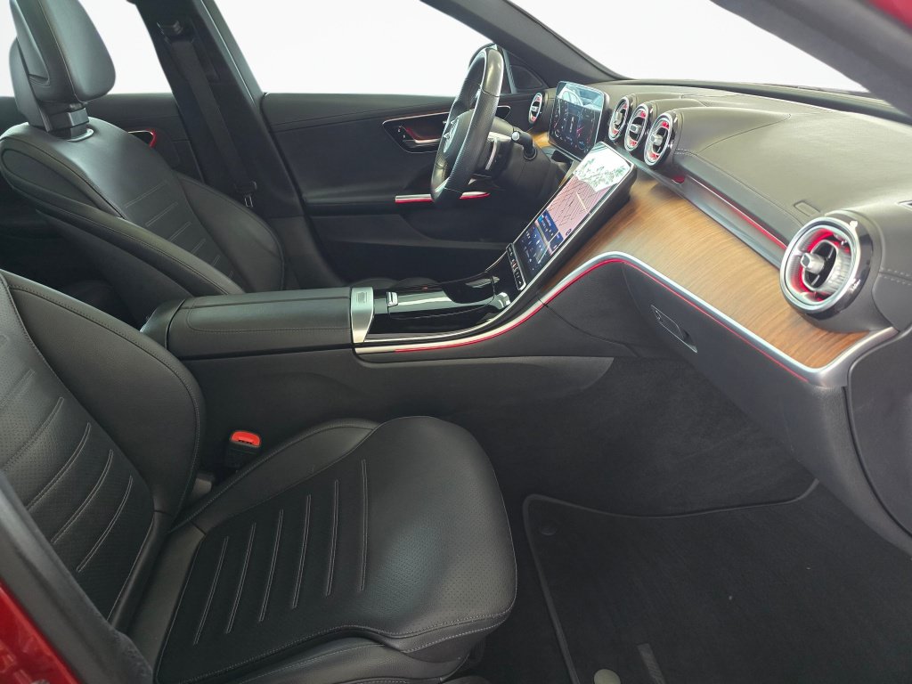 Used 2022 Mercedes-Benz C 300 4MATIC Sedan image 43