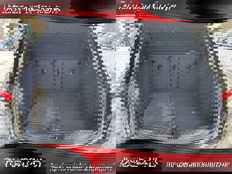 Used 2019 Porsche Macan S image 12