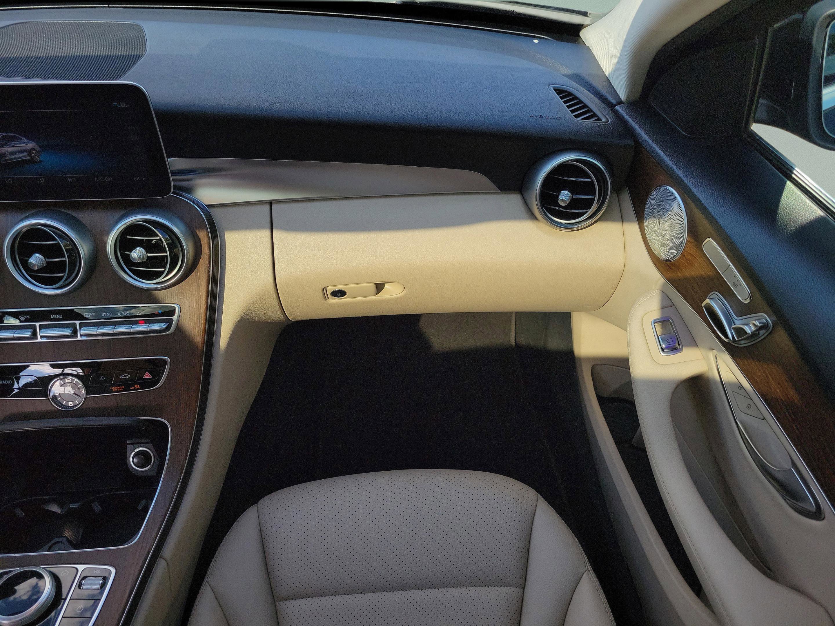 Used 2021 Mercedes-Benz C 300 Sedan image 12