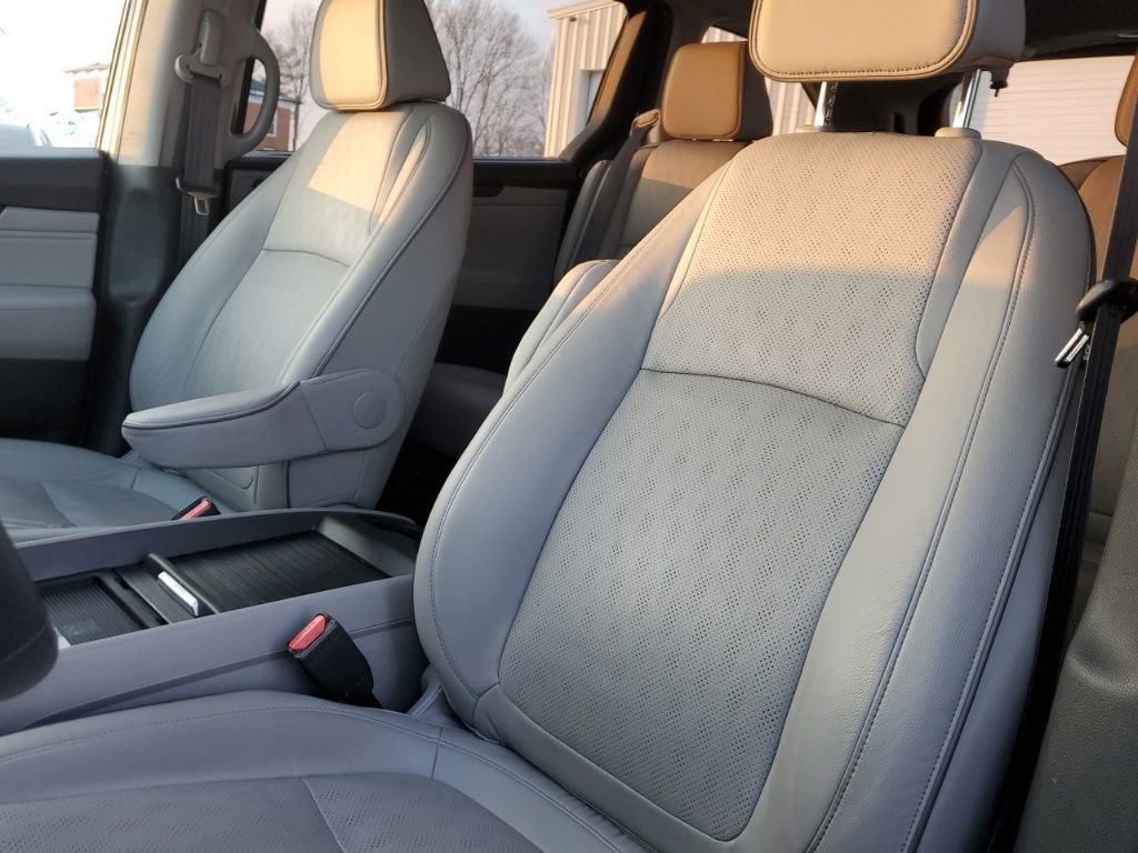 Used 2023 Honda Odyssey Elite image 29
