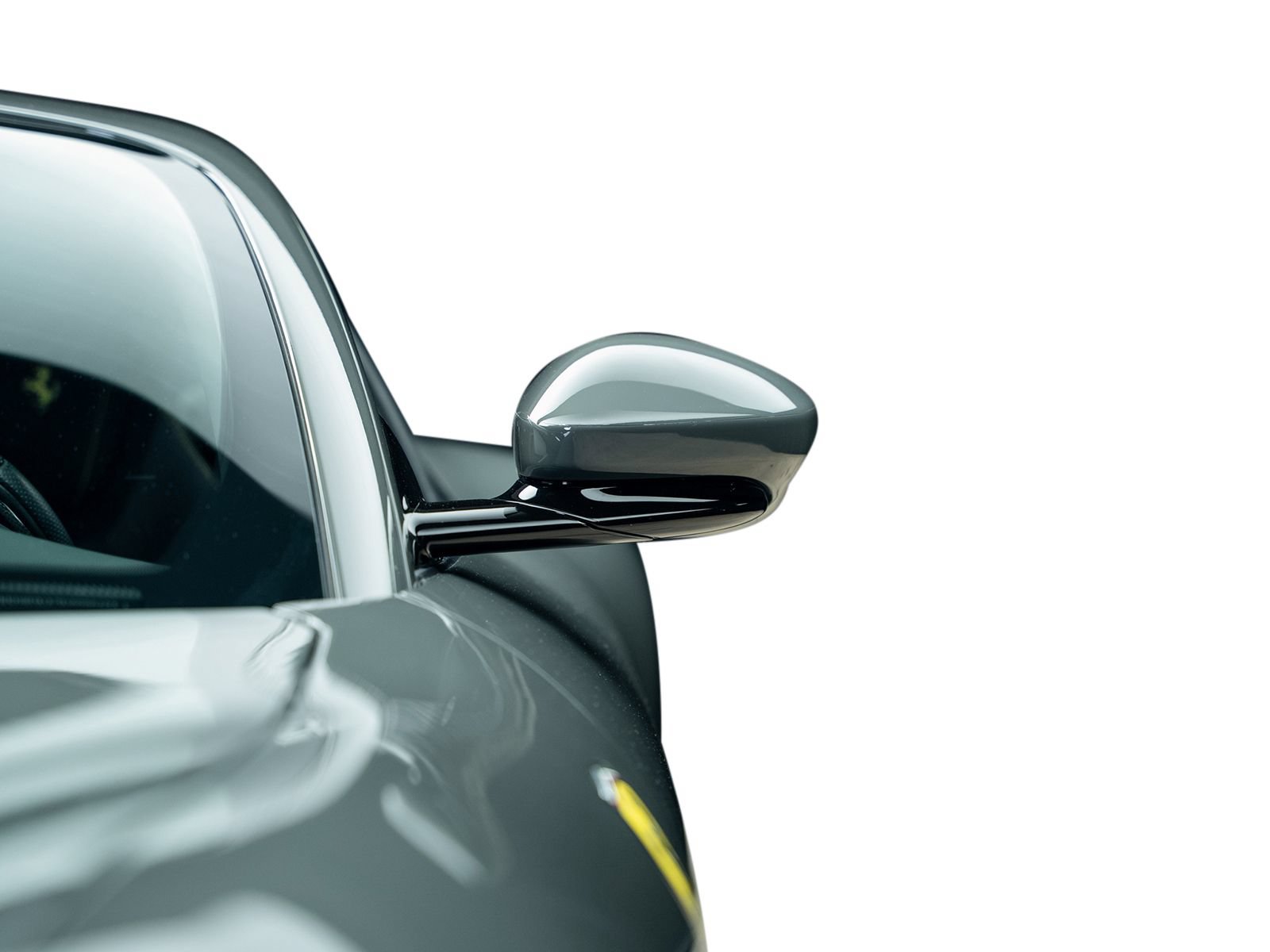 Used 2022 Ferrari Roma RWD image 8
