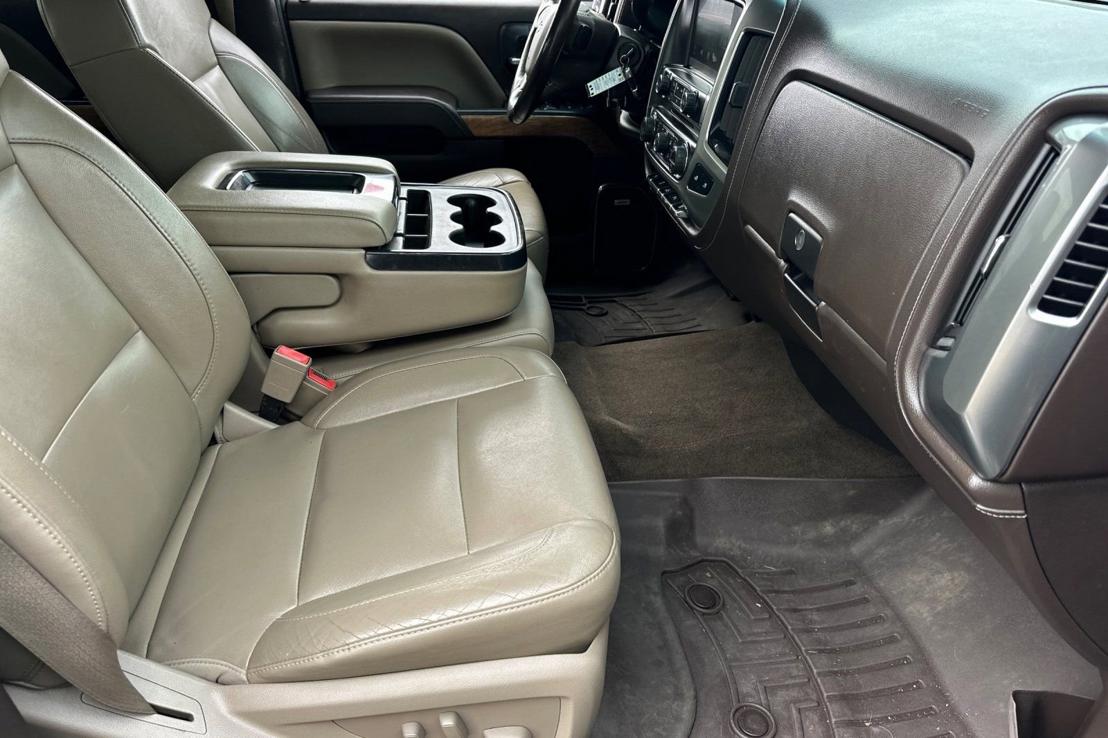 Used 2015 Chevrolet Silverado 2500 LTZ w/ Duramax Plus Package image 15