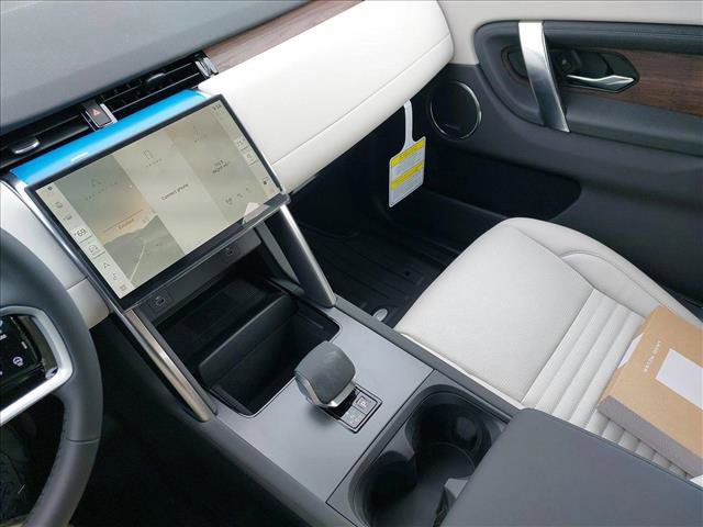 New 2025 Land Rover Discovery Sport S AWD/4WD image 23