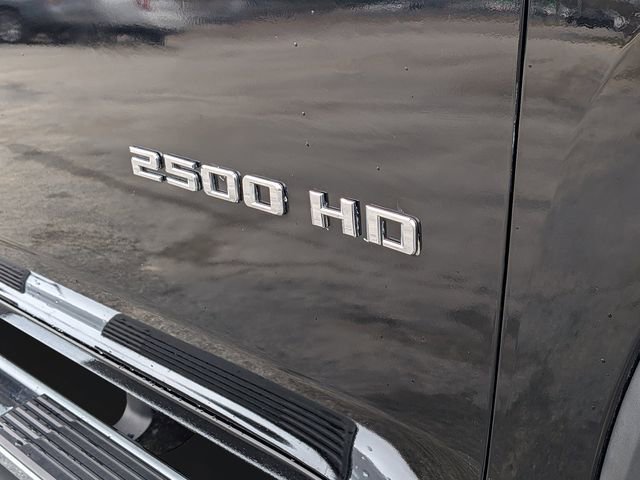 Used 2020 Chevrolet Silverado 2500 High Country w/ Technology Package image 12